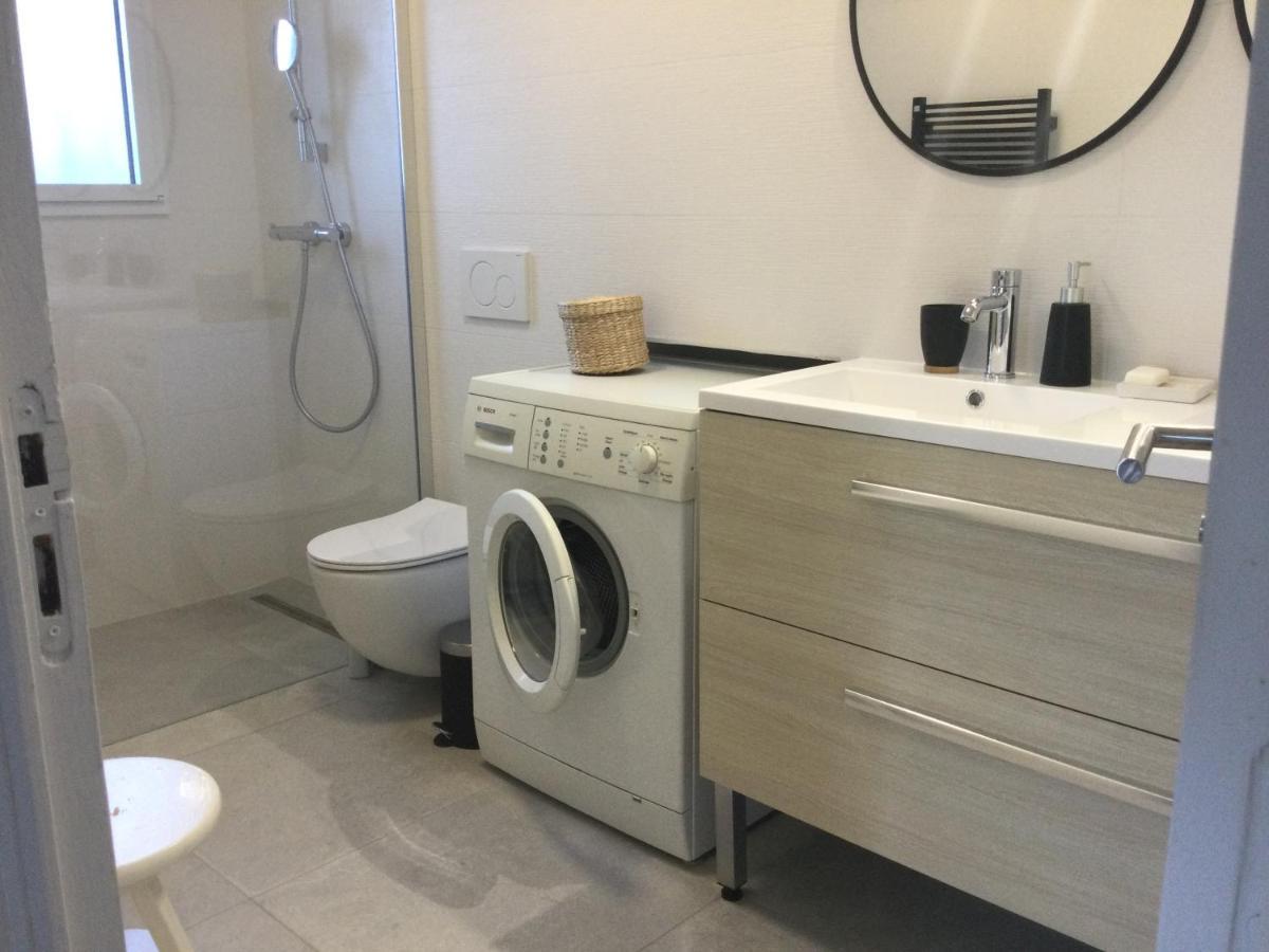 La Vigie Apartment กาวาแลร์-ซูร์-แมร์ ภายนอก รูปภาพ