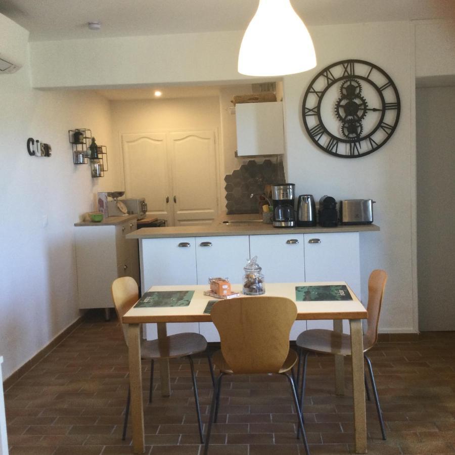 La Vigie Apartment กาวาแลร์-ซูร์-แมร์ ภายนอก รูปภาพ